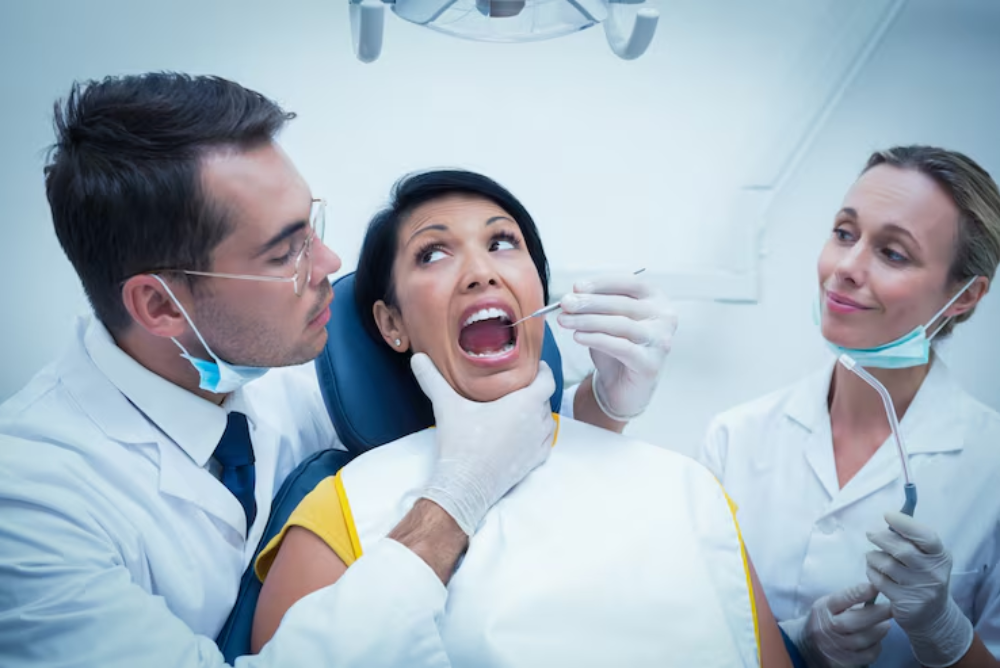 Common Problems With Dental Fillings and How Dentists Fix Them