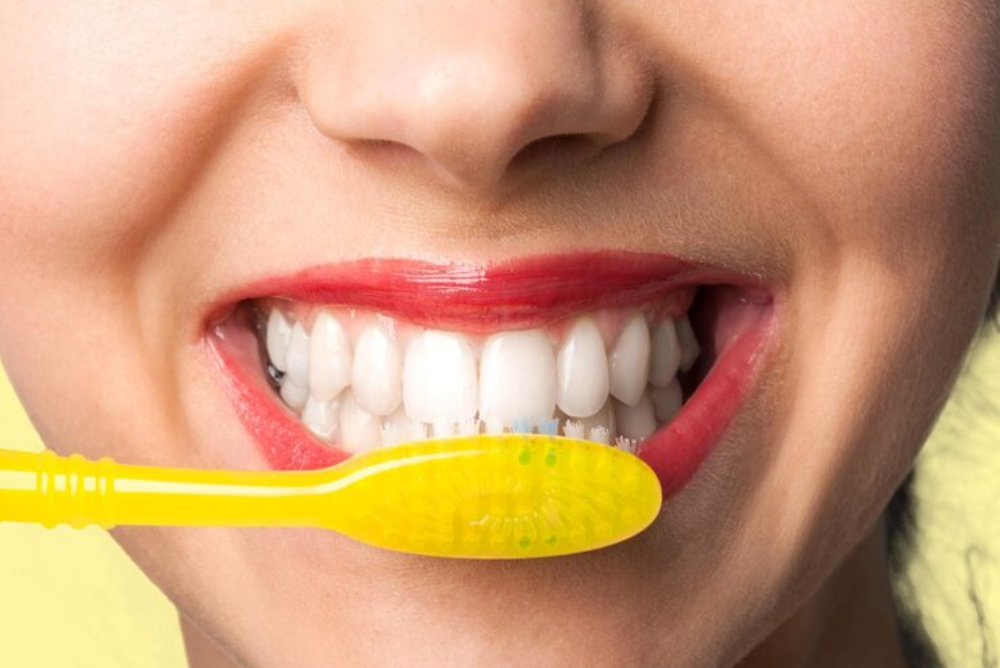 Can Yellow Teeth Be White Again?